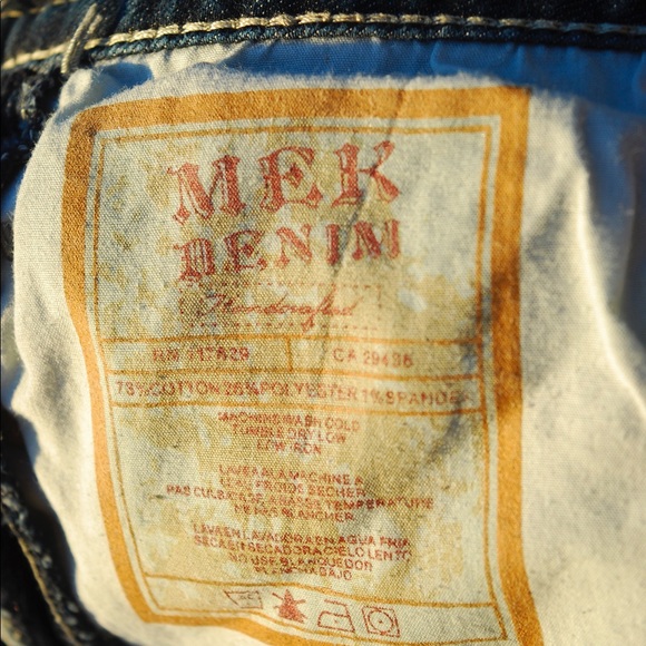 MEK Denim Woman’s Jeans w/ visible stitching - Picture 7 of 7